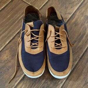 OluKai Men's Leather Sneakers